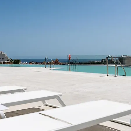 Apartment Newly Built 3-bdrm Luxury W/ Stunning Sea Views *