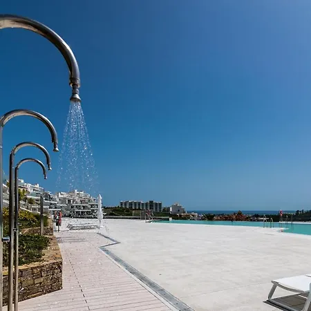 Newly Built 3-bdrm Luxury W/ Stunning Sea Views Apartment