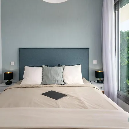 Apartment Newly Built 3-bdrm Luxury W/ Stunning Sea Views *