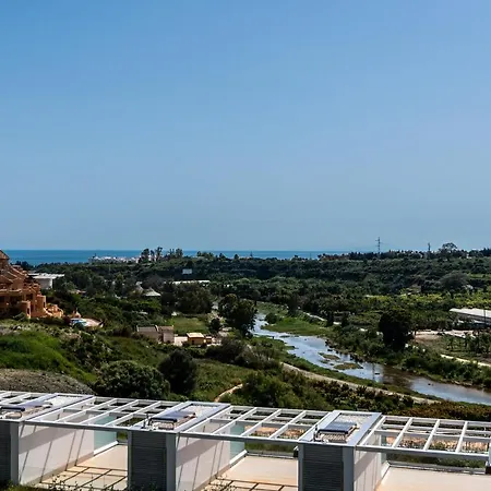 Newly Built 3-bdrm Luxury W/ Stunning Sea Views Apartment